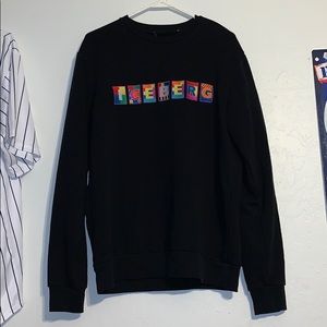 Iceberg sweater